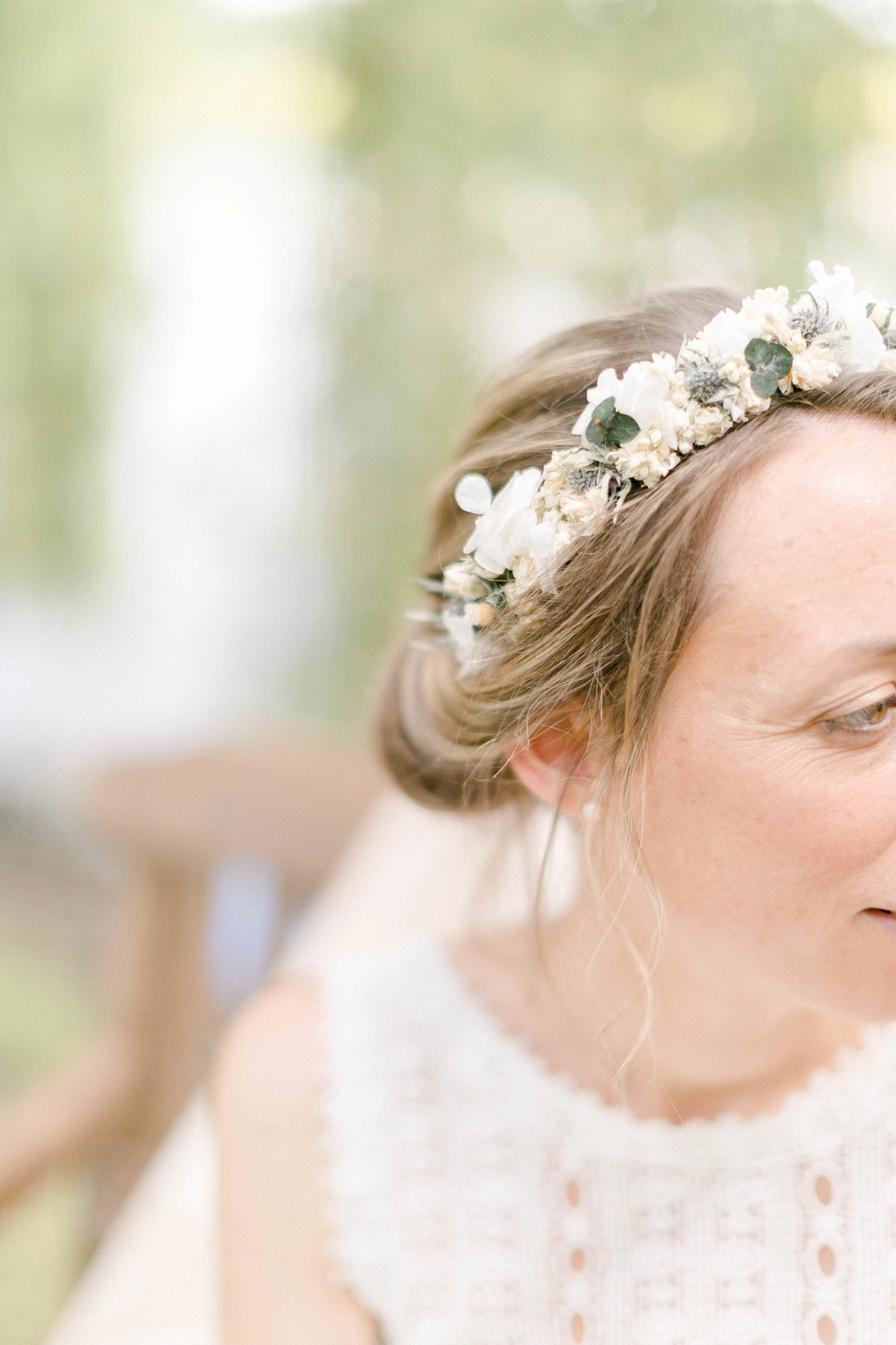mariage composition florale gris marron fleurs